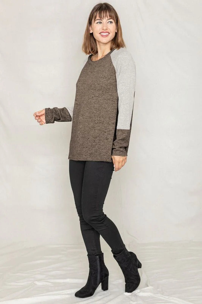 Two-Tone Raglan Tunic in Solid Fabric